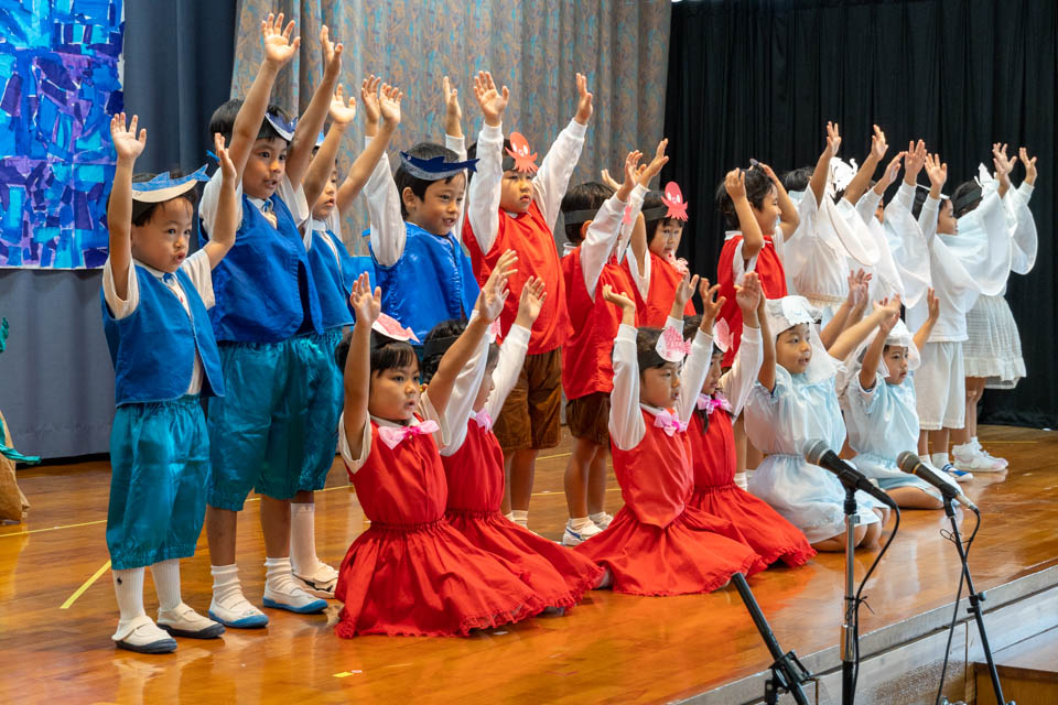 ばら組・さくら組 Bグループ「海のダンスパーティー」