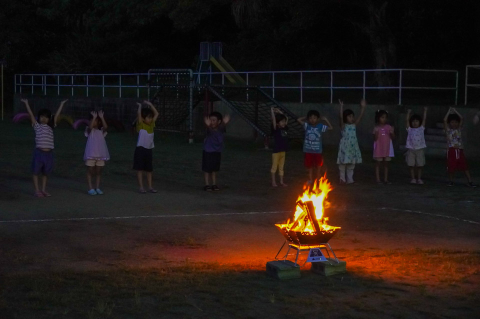 お泊まり保育 夜の集い