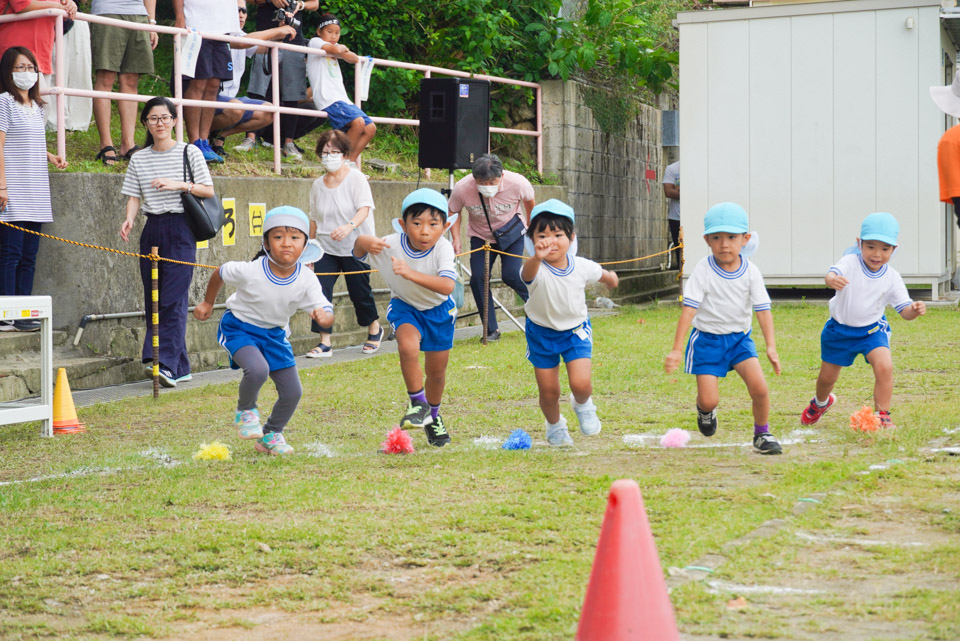 クララ幼稚園 運動会 かけっこ