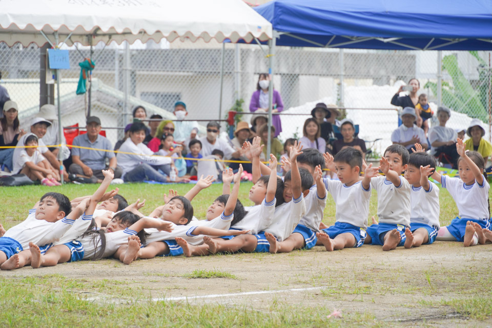 クララ幼稚園 運動会 組体操