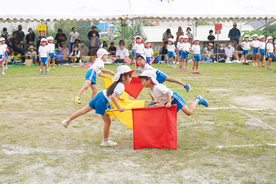 クララ幼稚園 運動会 パラウェイブ体操＋フラッグ体操