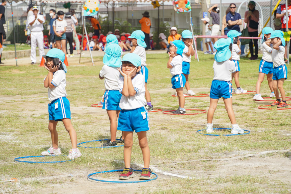 クララ幼稚園 運動会 フープ体操