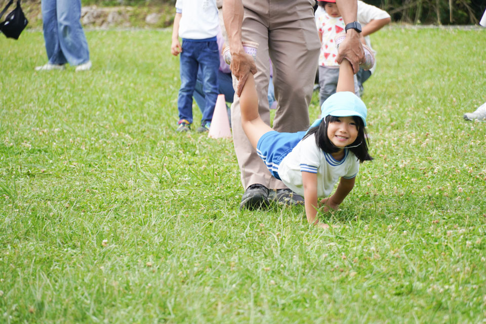 グスクロード公園で春の親子遠足。