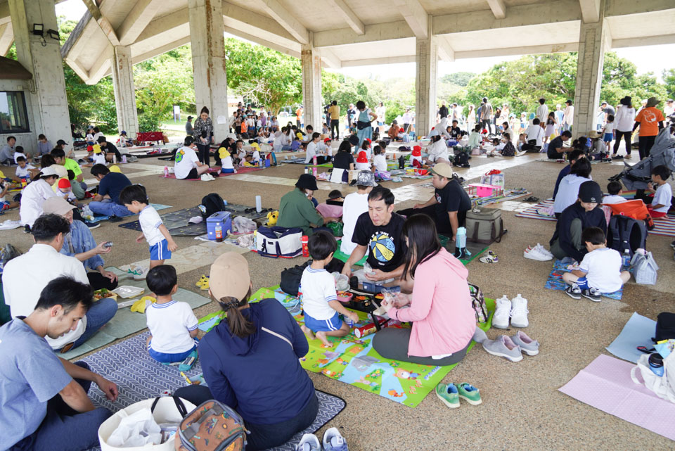 グスクロード公園で春の親子遠足。