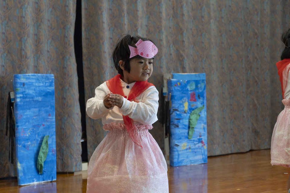 すみれ組「うみのダンスパーティー」