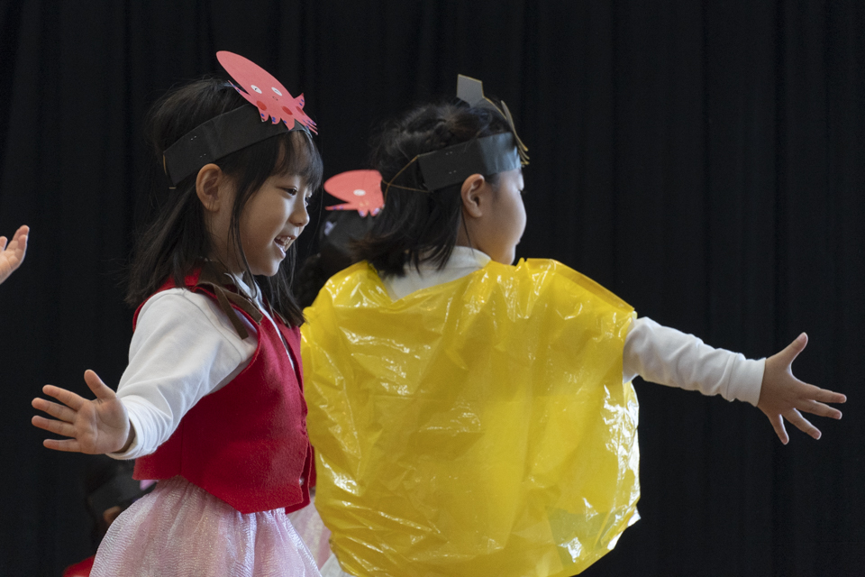 すみれ組「うみのダンスパーティー」