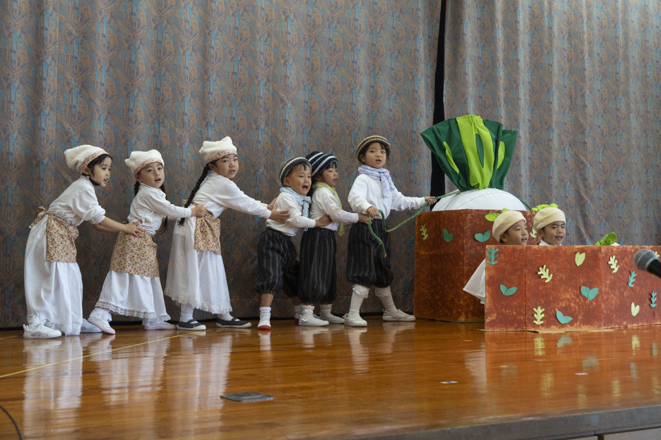 さくら組「おおきなかぶ」