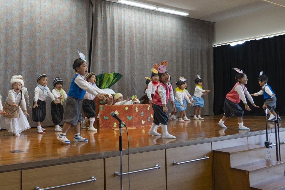 さくら組「おおきなかぶ」